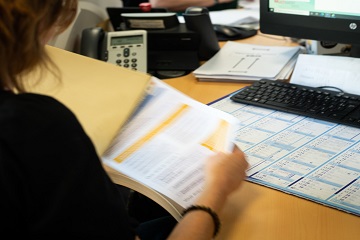 La CNSA lance une expérimentation avec 11 MDPH pour tester des solutions d’intelligence artificielle (IA)