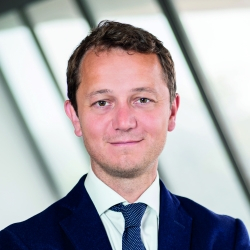 Photo portrait de Maël de Calan, Président du département du Finistère, membre titulaire du conseil de la CNSA